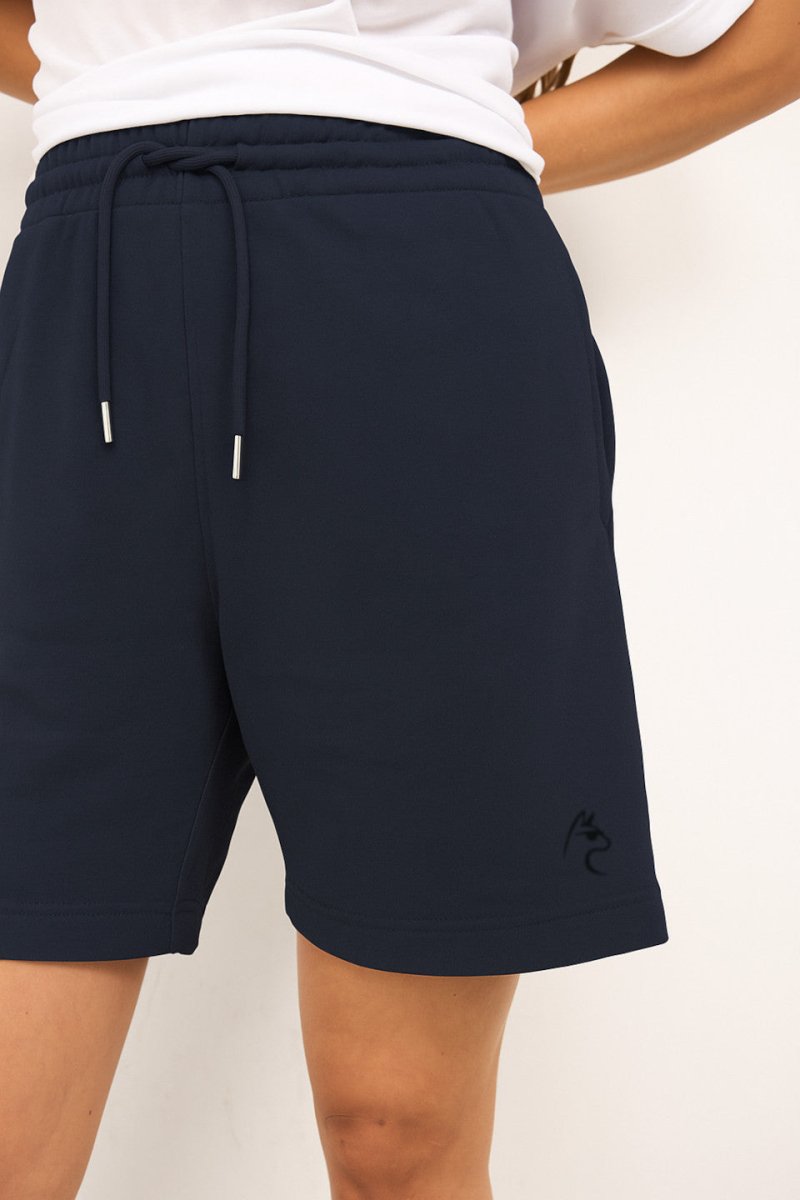 Basic Lama Shorts - The Lifting Lama Shirt